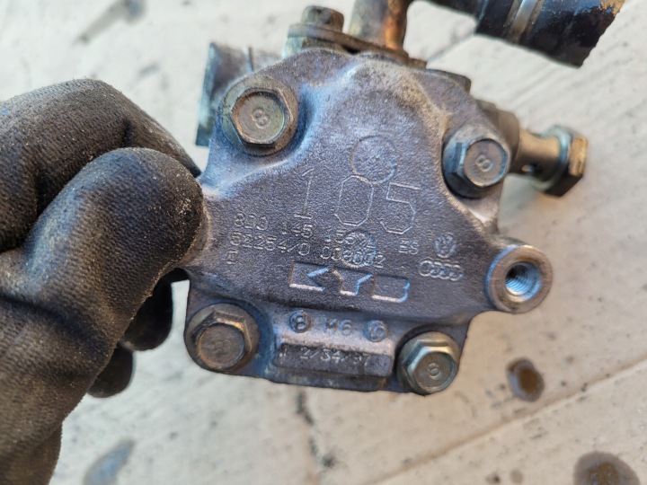 фото №6, Насос гідропідсилювач vw passat b5 audi a4 b5 1.6 1.8 kyb 105бар 8d0145156l