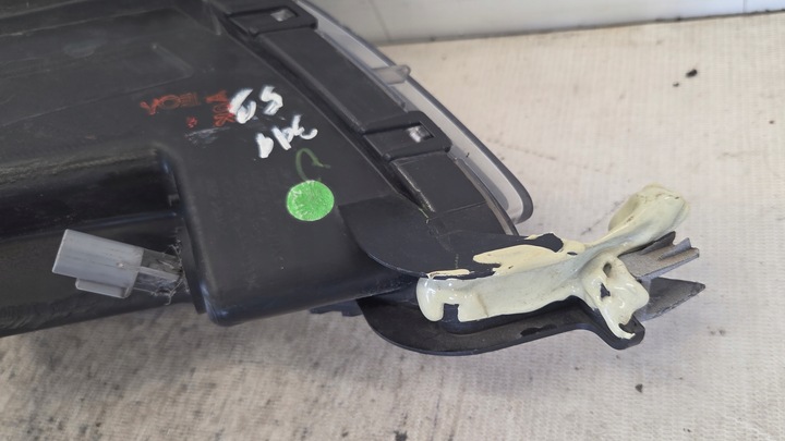 фото №8, Hyundai i20 рестайлинг 12- галоген противотуманный левый европа