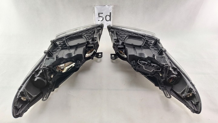 фото №13, Renault megane iii 3 фара лівий правий лампа ліва права