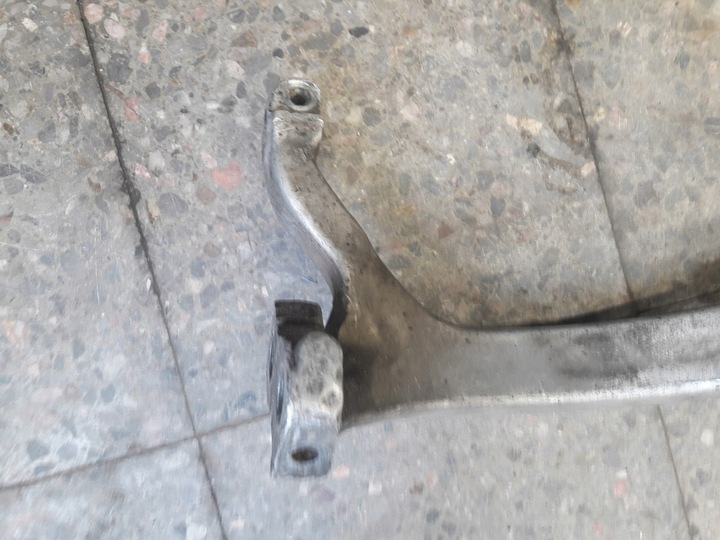 фото №9, 4e0257m поворотный кулак левый перед audi a8 d3 3.0 tdi