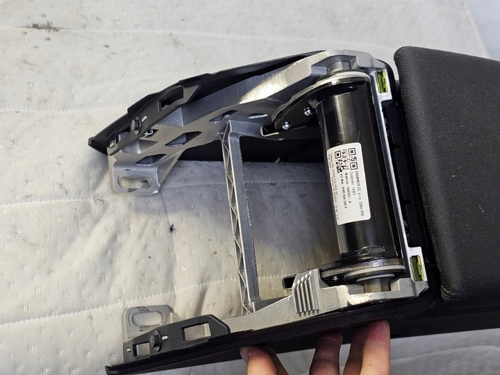 фото №10, Підлокітник тунель середній бардачок захист audi a4 b8 8w a5 рестайлінг 8w1863241d