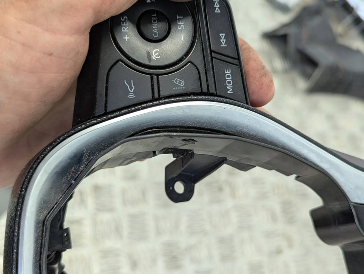 фото №9, Corolla e210 e21 2018-2024 кнопки кермо мультифункція