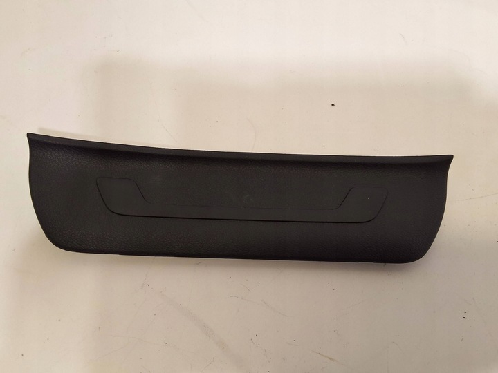 фото №1, Kia sportage iv планка накладка защита пороговая правые зад 85888-f1000