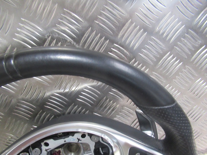 фото №10, Руль кожа mercedes glc w253 amg k350