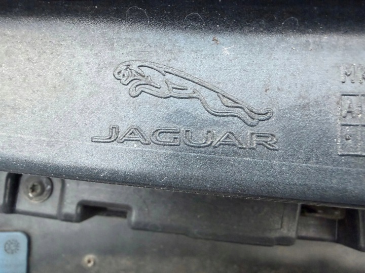 фото №15, Бампер перед jaguar f-pace svr рестайлинг 2021- оригинал идеальный