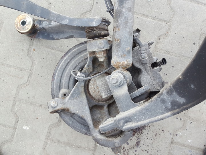 фото №6, Iveco daily 6 vi 14r- 2.3 d поворотный кулак правая перед