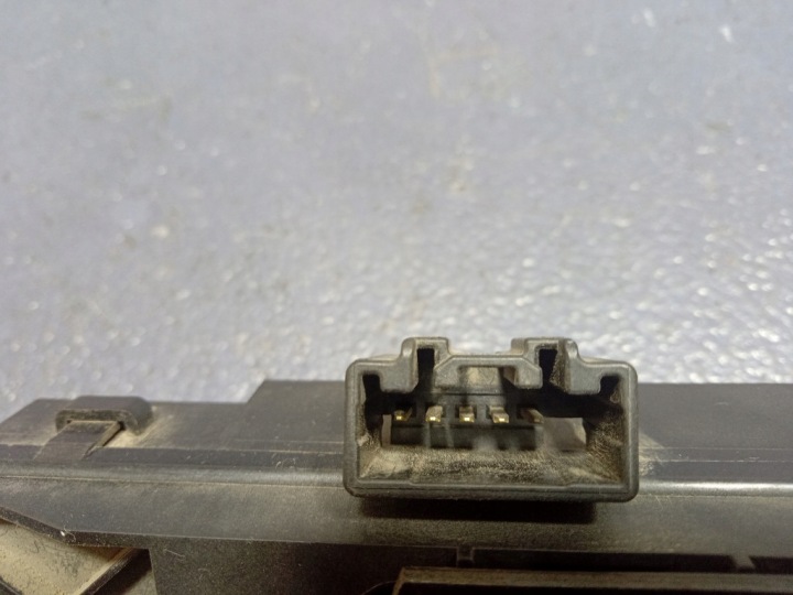 фото №5, Volvo v50 s40 ii замок кришки багажника 5 pin 4n51-a442a66-ak