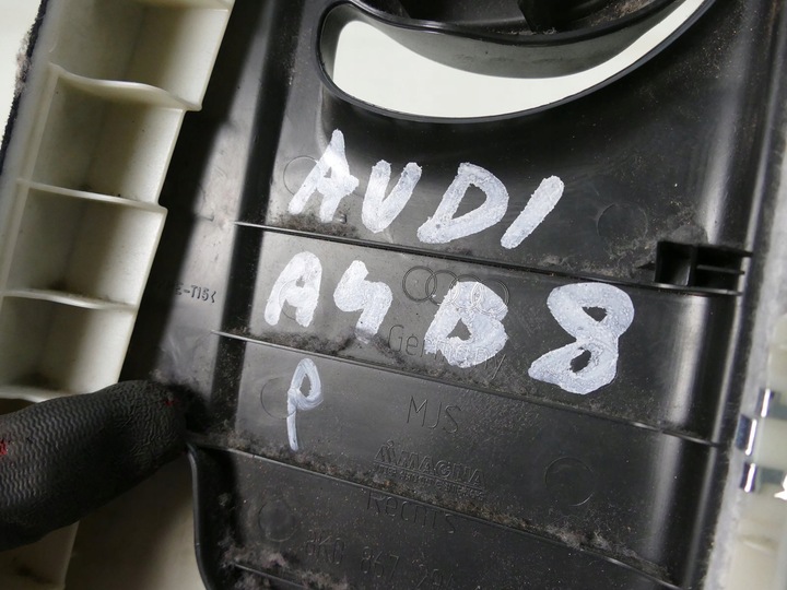 фото №11, Audi a4 b8 рестайлинг s-line обшивка стойка b защита p