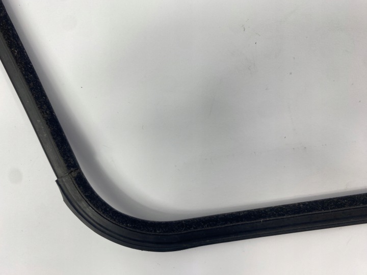 фото №8, Ущільнювач люк mercedes w126 sec w140 c140 cl sec 1267800198 oem bdb