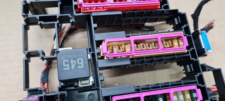 фото №8, Q5 80a sq5 коробка запобіжників 80a971845