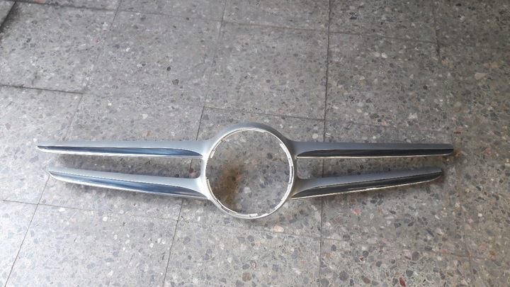 фото №1, A2058880160 решётка радиатора решётка mercedes w205 c класс amg