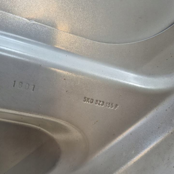 фото №12, Vw golf vi 6 5k0 капот крышка двигателя 5k0823155f