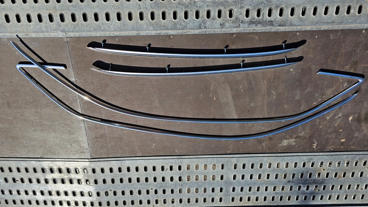 фото №1, Audi q3 рестайлінг 8u 17r. рейлінги хром комплект