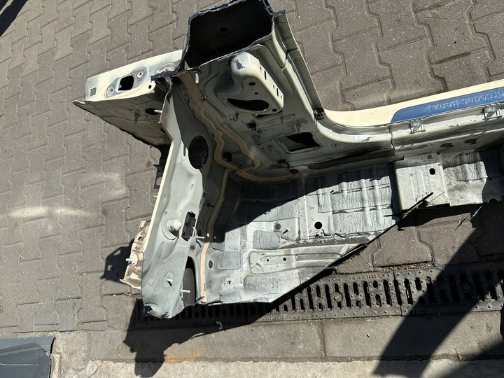 фото №10, Чверть праві перед, стійка праві, поріг права, чверть mercedes w213 sm c623