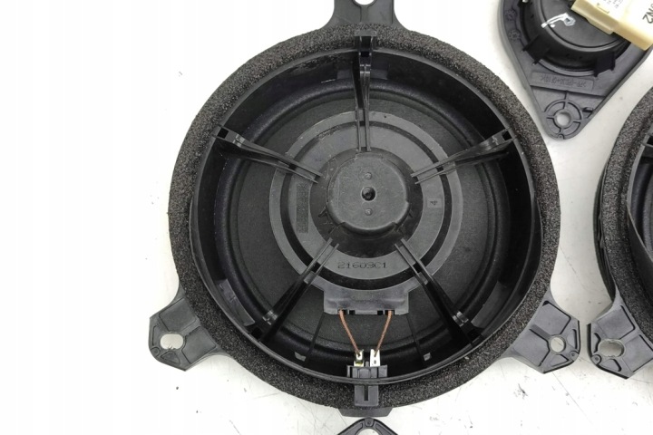 фото №10, Систем nagłośnienia toyota corolla sedan _e15_ 8616002b80 1.8l 2021