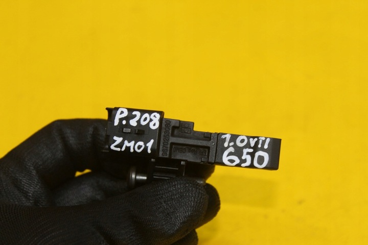 фото №8, Датчик положення вала 9670253080 peugeot 208 1.0