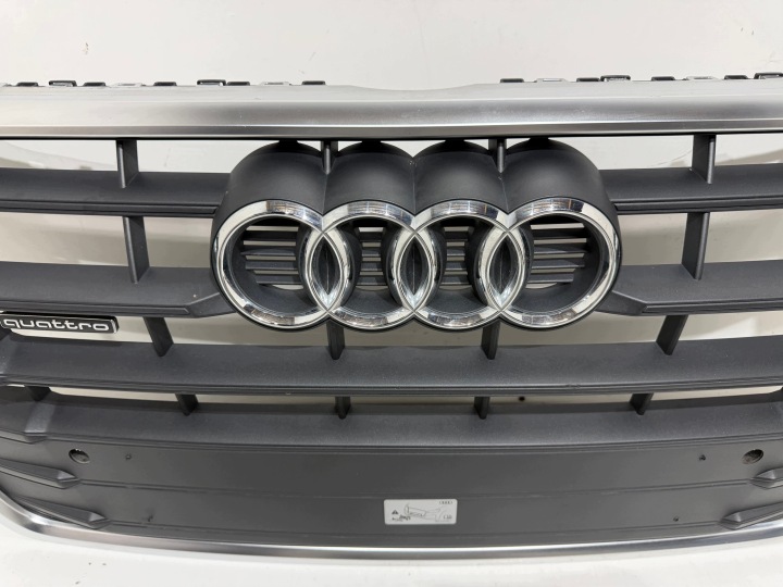 фото №7, Audi q5 ii 80a центральна решітка бампера перед