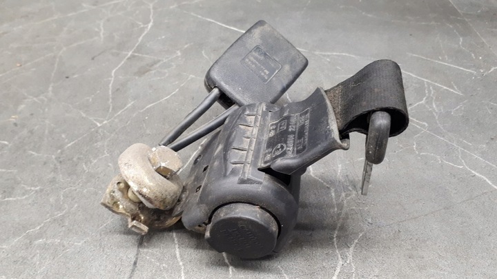 фото №9, 3b0857740 застёжка ремня правые зад vw passat b5