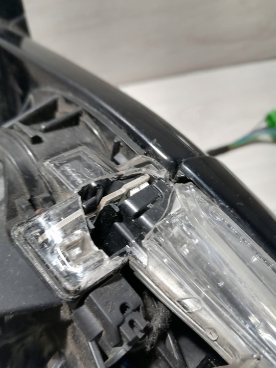 фото №7, Volvo v40 ii 12- дзеркало праве 8 pin -31278139