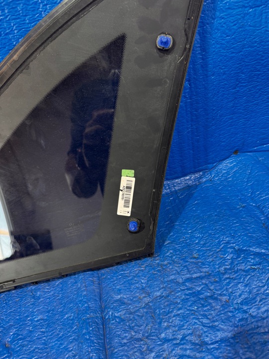 фото №10, Mercedes-benz glc x253 c253 стекло кузовная дверь задних a2536703701