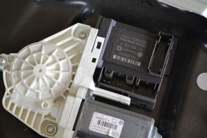 фото №8, Vw passat b6 підйомник механізм двигунчик скла праве перед 1k0959792g