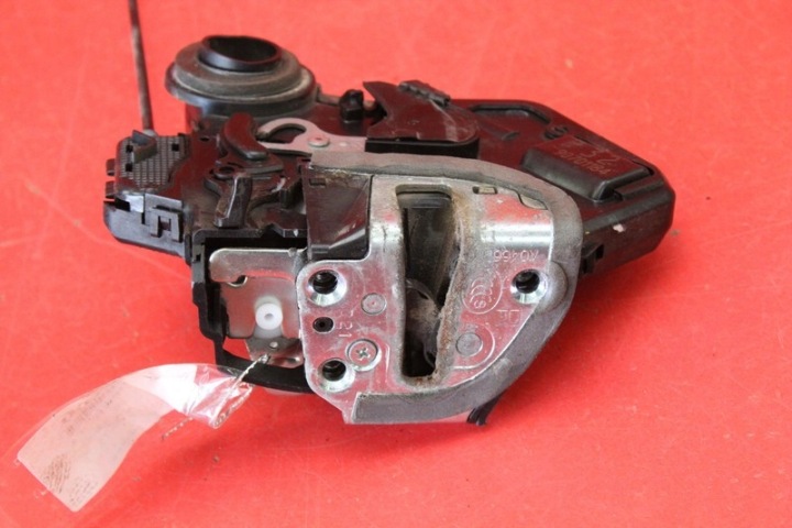 фото №6, Замок дверь правая зад заднее subaru justy 4 iv 5d hb 07-11