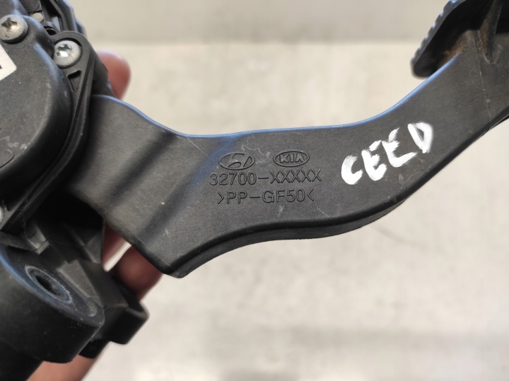 фото №5, Kia ceed 1 i 06- 2.0crdi педаль потенціометр газу 32700-xxxxx
