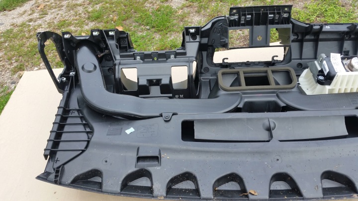 фото №15, Консоль торпедо vw up skoda citigo seat mii 1s0857509 ремни poszuszki air bag