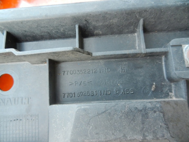 фото №9, Праві ліві кріплення ковзун бампера зад master ii movano interstar 04-