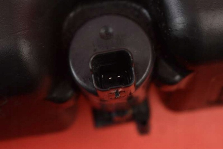 фото №6, Бачок омывателя 289104583r dacia logan 2 ii 1.2 16v 75 km 13-16