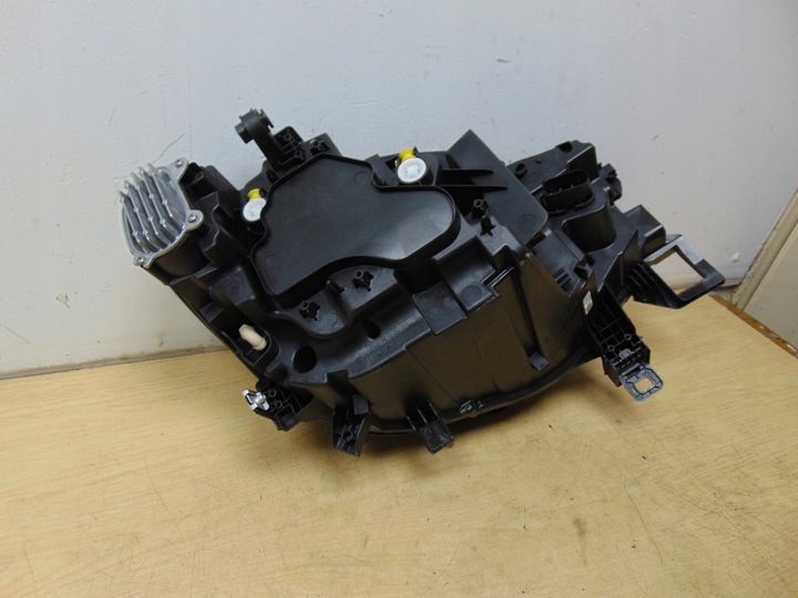 фото №12, Лампа ліва перед volkswagen vw id4 європа 11b941035n