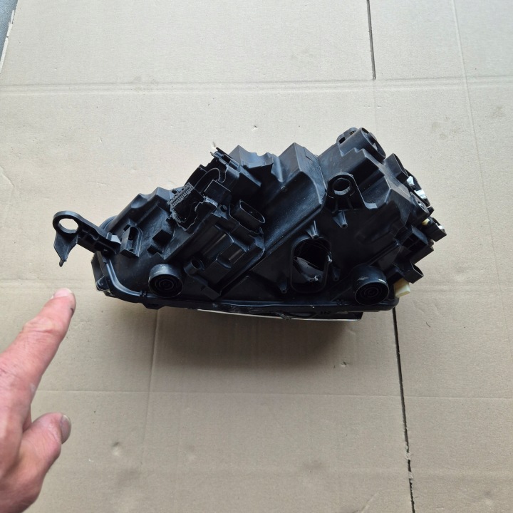 фото №9, Skoda scala фара правая полный led 657941016