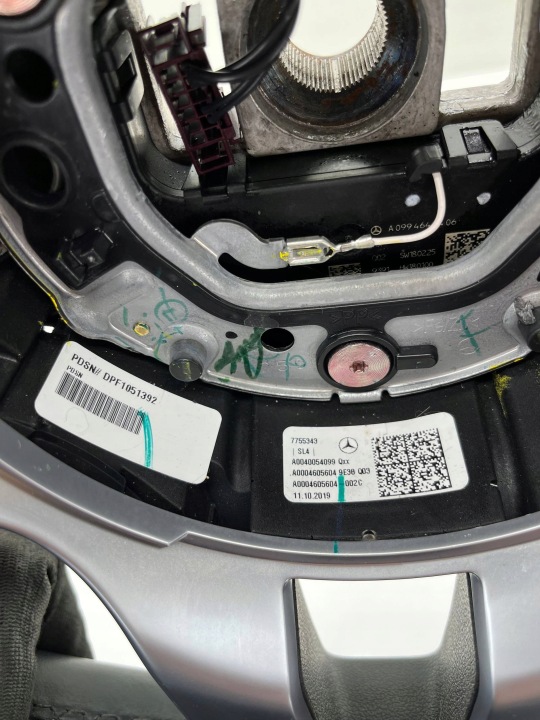 фото №14, Mercedes glb w247 руль мультифункция лепестки a0040054099