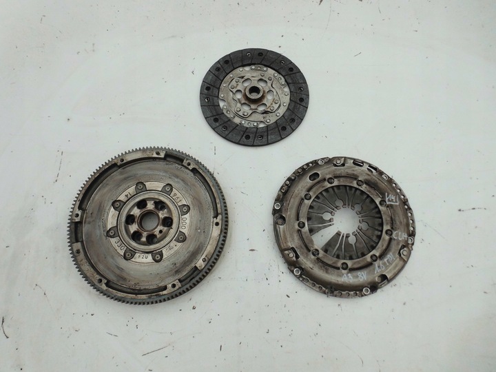 фото №1, Сцепление golf vii leon a3 8v octavia iii 1.6tdi