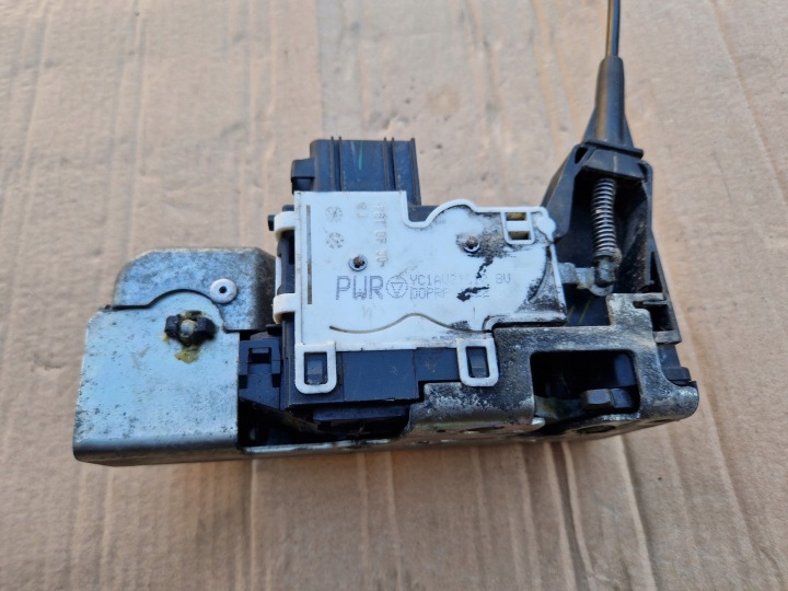 фото №7, Замок двері праві перед ford transit mk6 mk7 00-06r 9pin