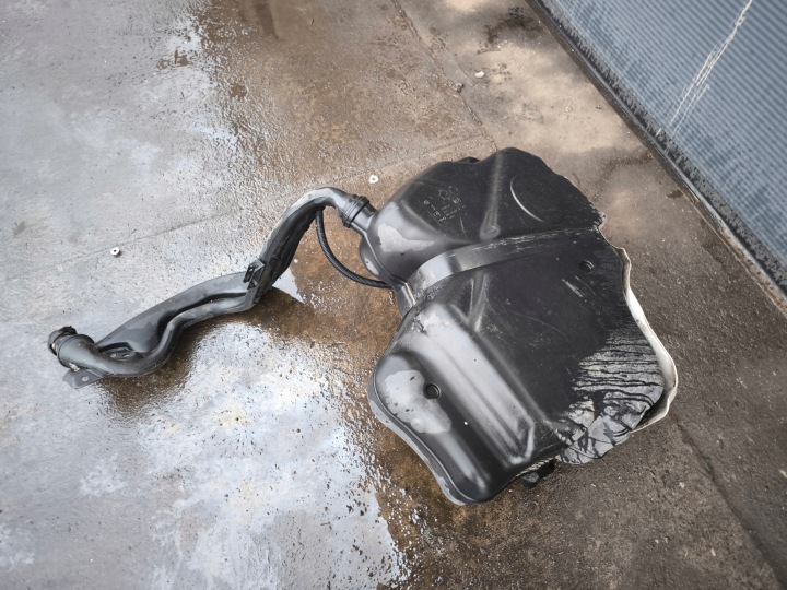 фото №7, Bak бак топлива audi a3 8p vw seat skoda 1k0201022gm дизель !!!