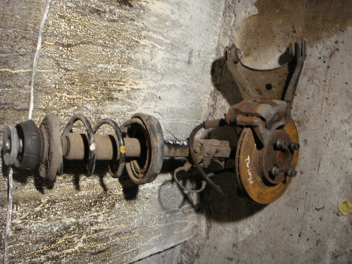 фото №1, Renault twingo ii 2 1.5 dci поворотный кулак правые перед