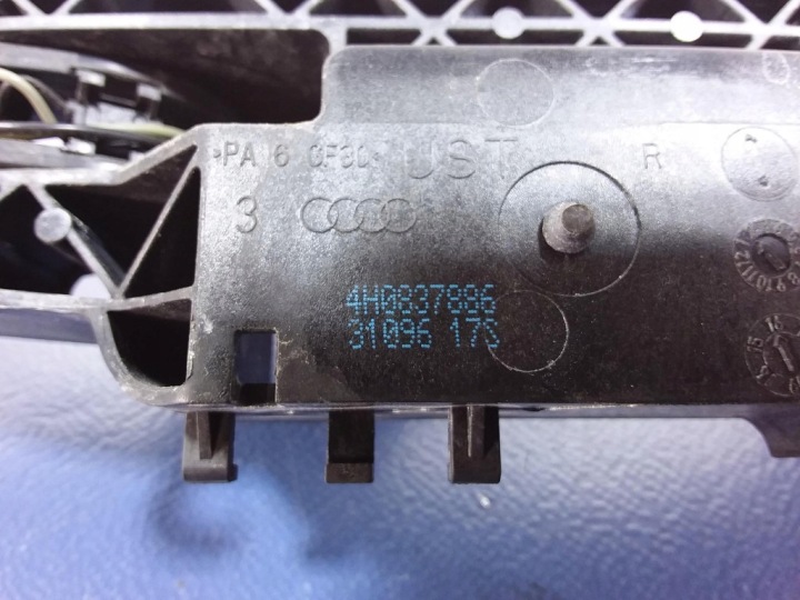 фото №6, Audi a8 d4 4h ручка дверей перед права led ly9b