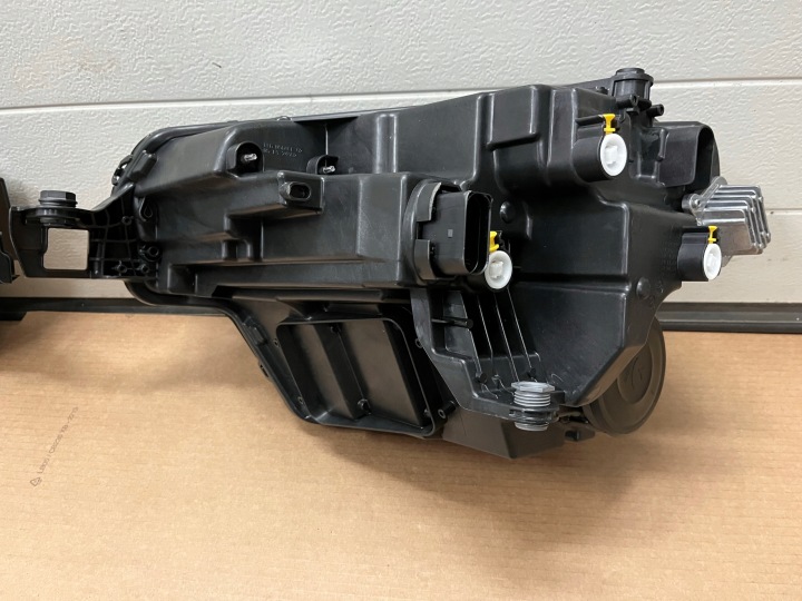 фото №12, Лампи повний led skoda karoq рестайлінг комплектні ідеальні 57b941009 57b941010 бренд