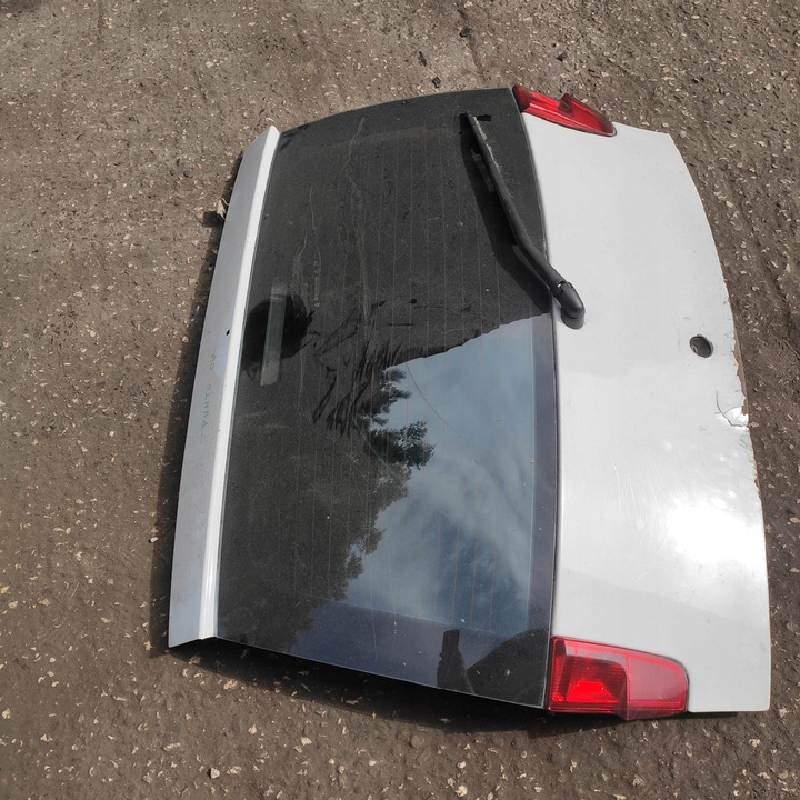 фото №8, Крышка зад задняя стекло лампа крышки fiat punto 2004r