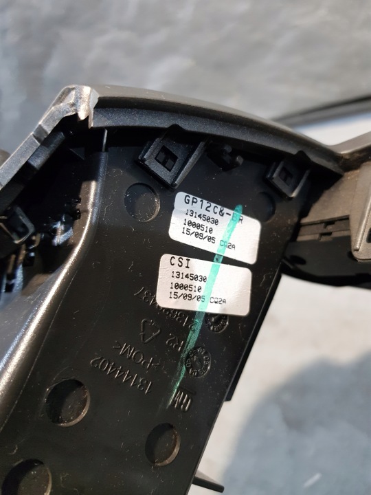 фото №8, Opel zafira b переключатель света аварийных панель средний 13100105xf