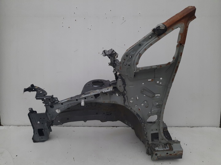 фото №1, Toyota verso 09- ліва чверть фартух лонжерон