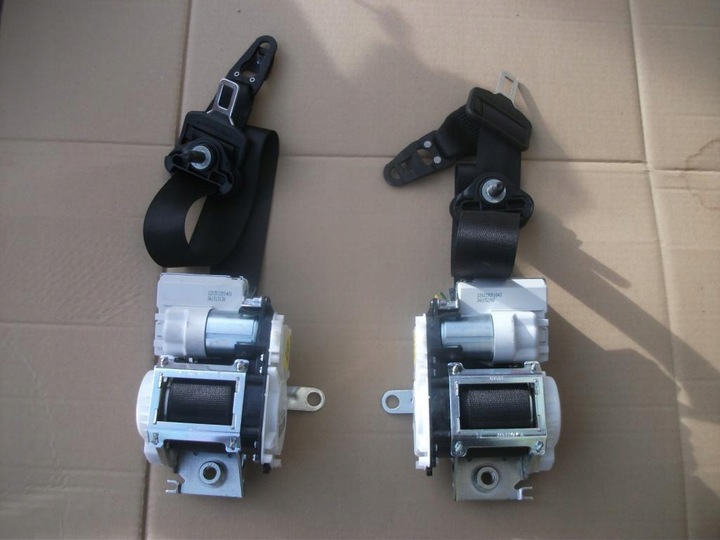 фото №1, Mercedes slk w172 pas ремені безпеки натягувач