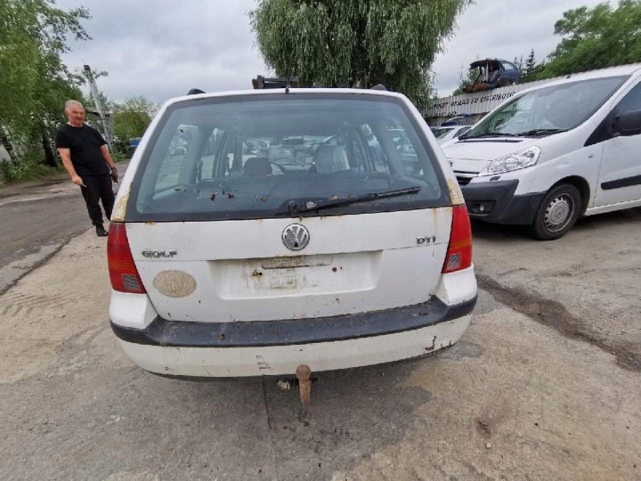 фото №9, Volkswagen golf коробка запобіжників 1999 1.9l 1j0941389b