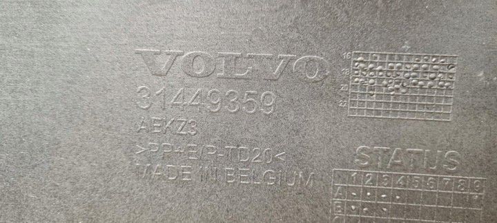 фото №16, Volvo xc40 2017- бампер перед оригинал c215
