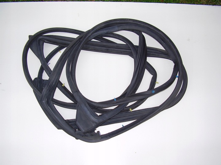 фото №1, Toyota corolla e21 прокладка двері перед зад лівий