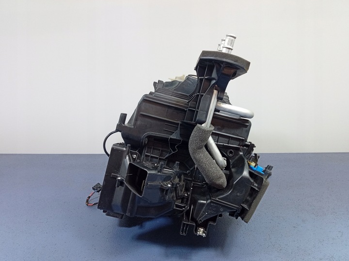 фото №5, Bmw 5 f10 f11 2.0d отопитель