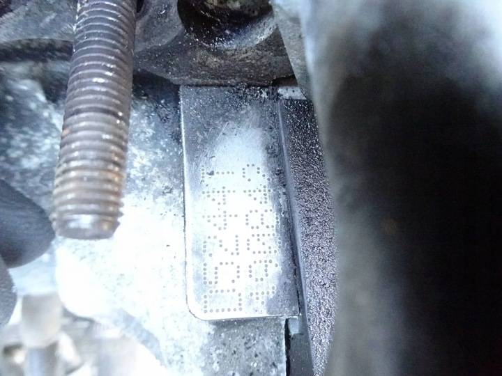 фото №10, Двигатель + форсунки volvo s80 ii v70 iii 2.4 d5 185 km