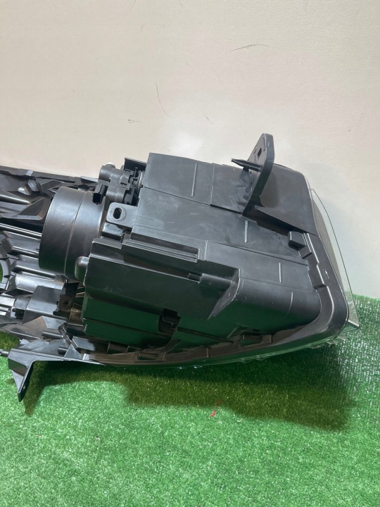 фото №8, Передняя левая фара renault trafic iii bdb
