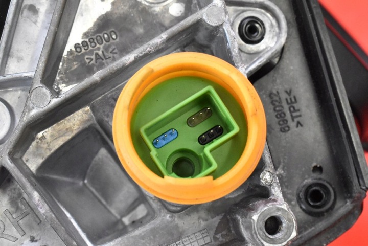 фото №9, Дзеркало праві 300u 698022 eu bmw x5 f15 13-18 9 pin